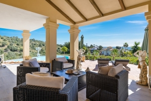 Villa Titus in Calahonda next to Cabopino Golf