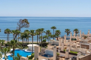 Duplex Penthouse in the Frontline Complex of Bahia de la Plata