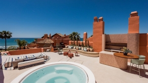Frontline Beach Penthouse in La Morera Playa