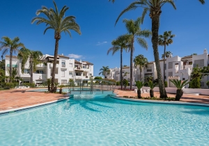 Ground Floor Apartment in Urb. Costalita on the New Golden Mile