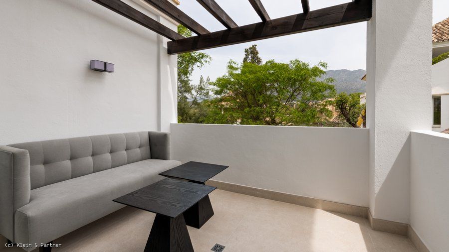 Fully Renovated First Floor Apartment in Monte Paraiso